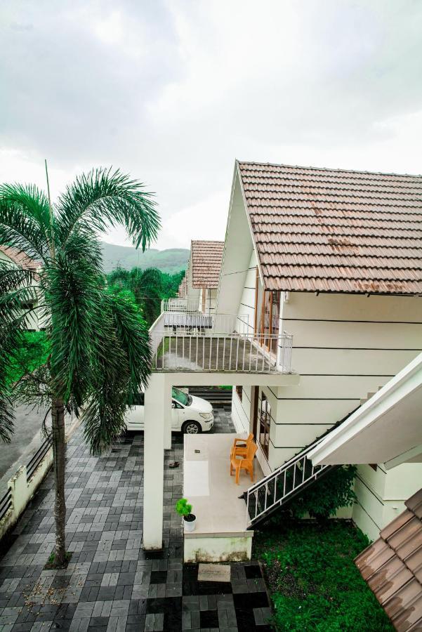 Skyview Villa Athirappilly Esterno foto